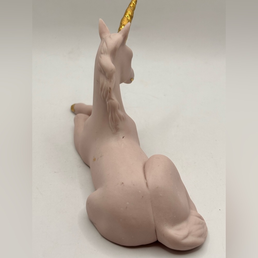 Unicorn Pink Porcelain Figurine with Gold Horn and hooves. - Picture 8 of 13